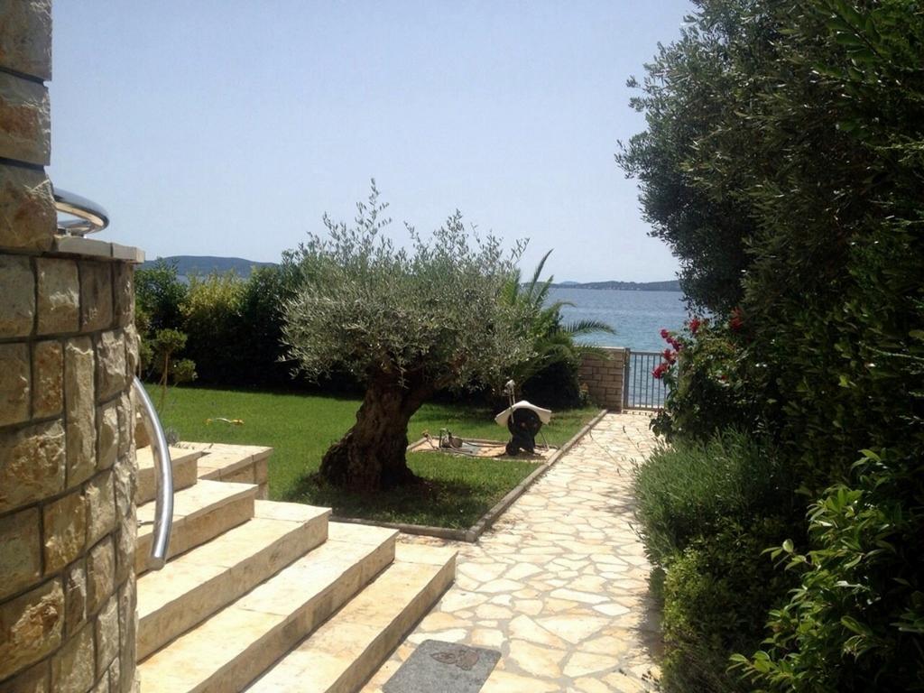 Apartments Pisacic Bibinje Exterior photo
